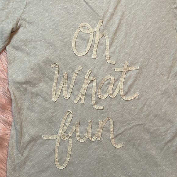Aerie Best Tee "Oh What Fun" Long sleeve shirt Size Medium Grey - Picture 2 of 6